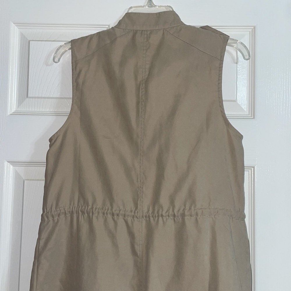FIRST LOVE Vest - Picture 3 of 5